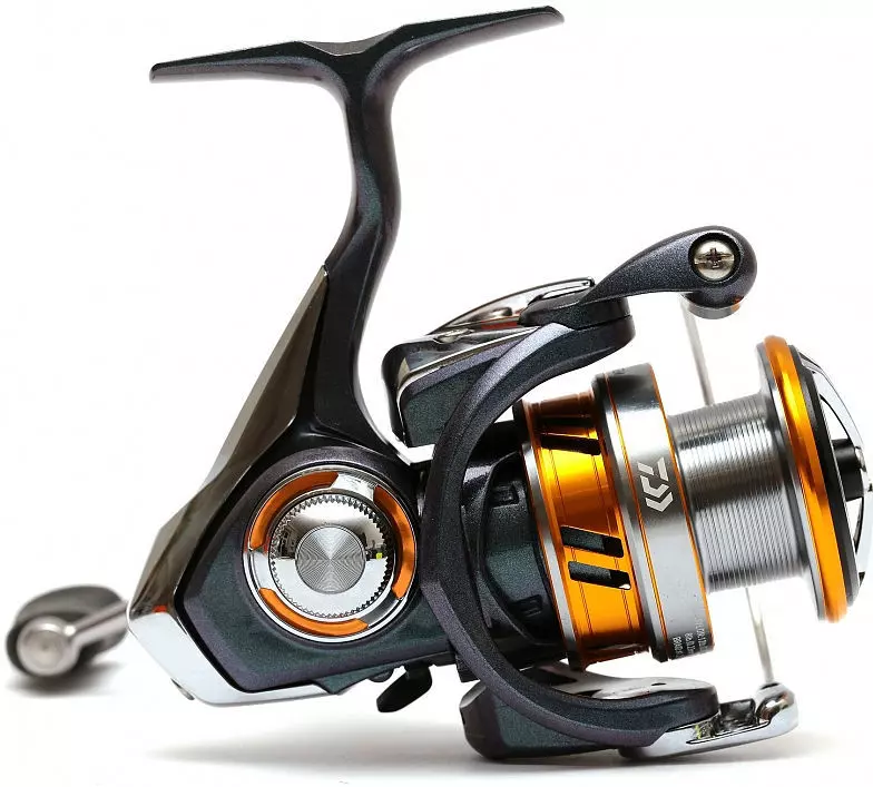 Катушка Daiwa Regal 18 LT 2500D